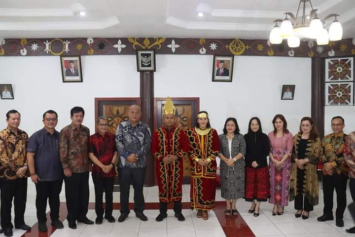Bupati Nias Utara Menghadiri Acara Perpisahan Kapolres Nias