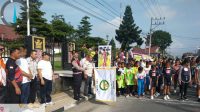 Memberikan rasa aman dan nyaman kepada masyarakat Perlombaan Lari Tingkat Pelajar, Polres Dairi hadir dalam melakukan Pengamanan
